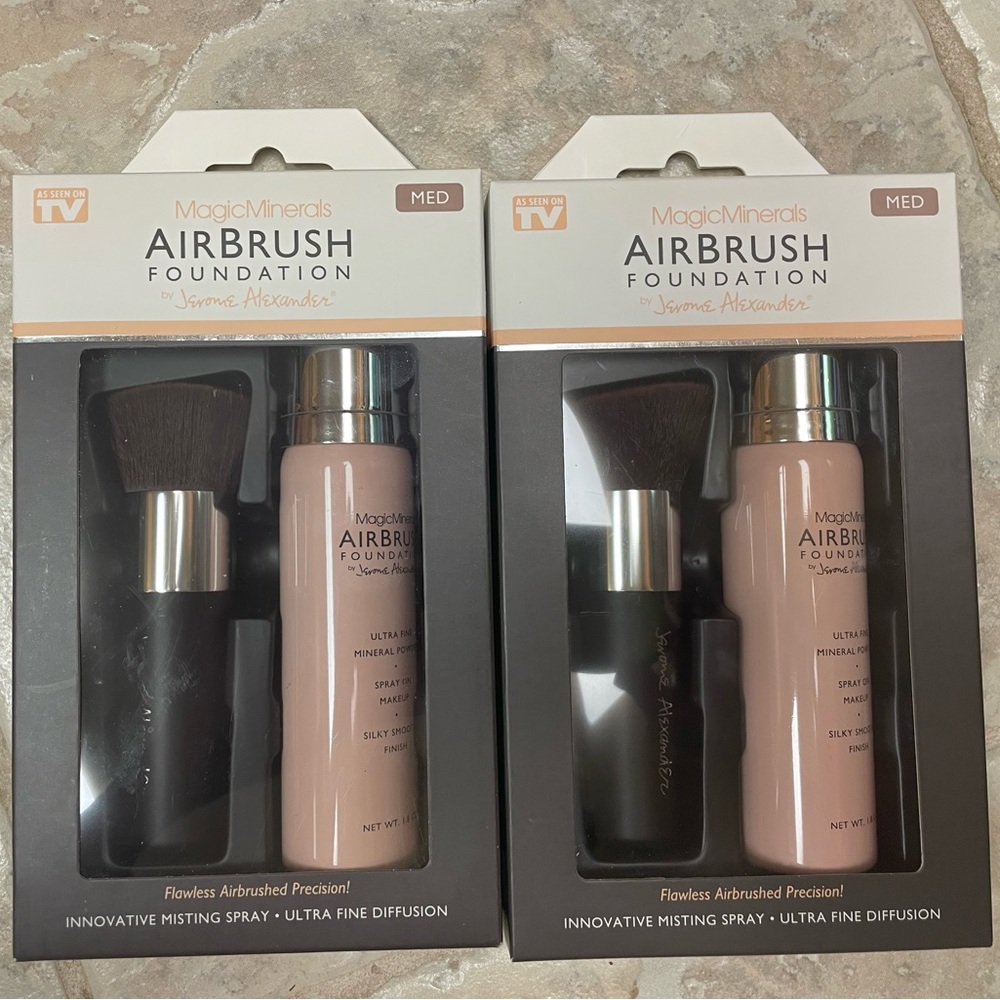WT Lot of 2 Magic Minerals Airbrush Foundation, color MEDIUM
